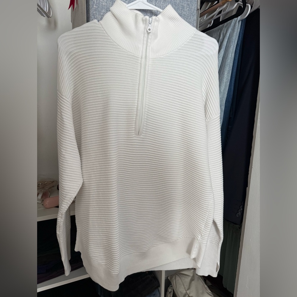 Offline by Aerie White Ribbed Knit Sweater NWOT